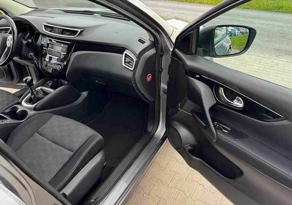 Nissan Qashqai cena 39999 przebieg: 152000, rok produkcji 2014 z Gryfice małe 436
